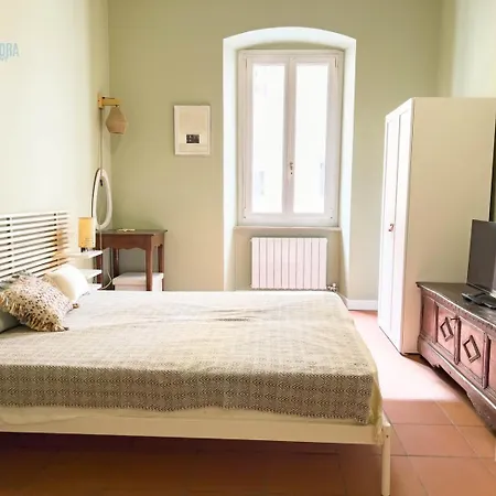 Cadorna 14 Tirabora Short Rent Apartmán