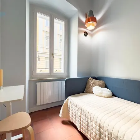 Cadorna 14 Tirabora Short Rent Terst