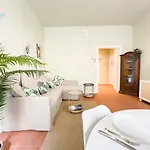 Cadorna 14 Tirabora Short Rent * Trieste