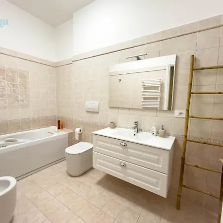 Cadorna 14 Tirabora Short Rent Trieste