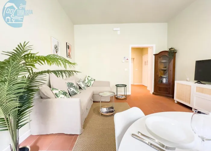 Cadorna 14 Tirabora Short Rent * Triëst